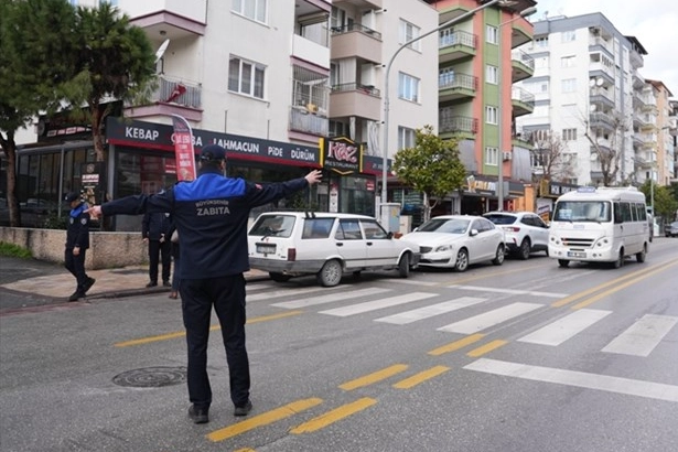 Zabıta minibüslere göz açtırmıyor