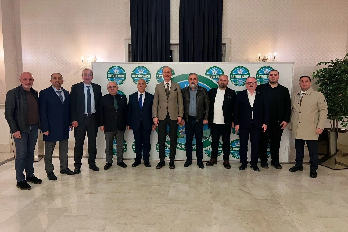 Artvin’in kurtuluşunun 105. yılında Bursa’da 2 bin kişilik dev iftar