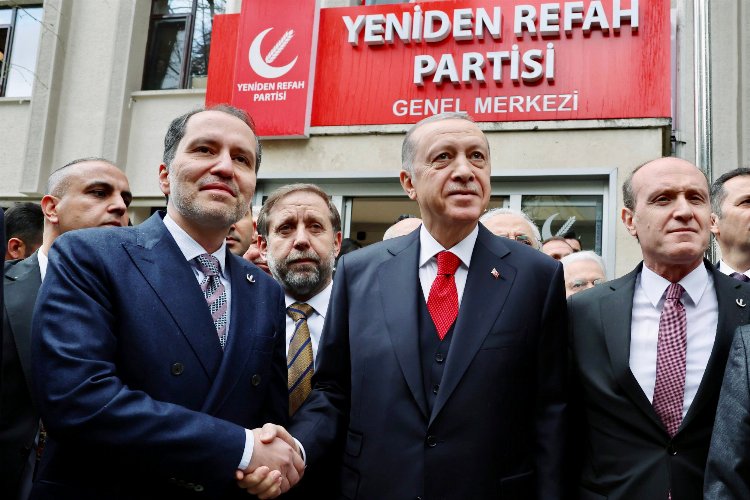 Cumhurbaşkanı ve AK Parti