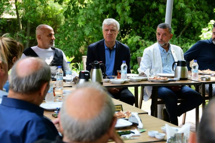 İzmir’de Narlıdere Belediye Başkanı