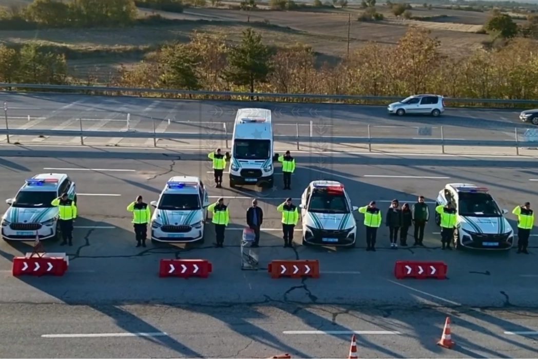 Edirne Jandarması’ndan servis araçlarına kontrol