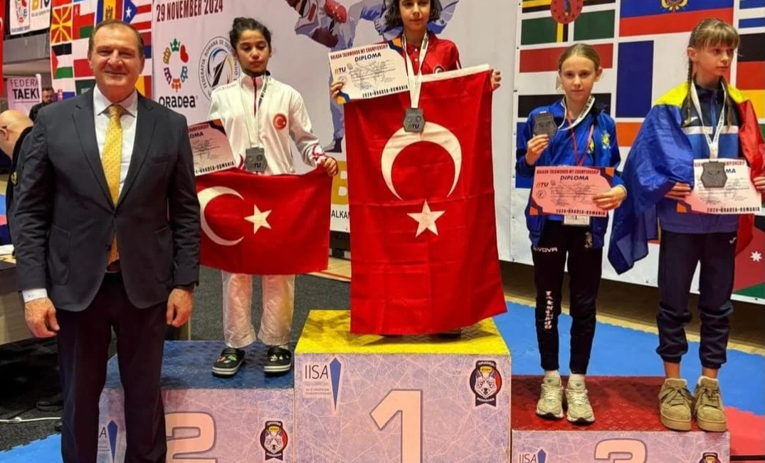 Konya Büyükşehir Belediyesporlu Fatma Azra Kurt, Romanya’da düzenlenen 24. Balkan