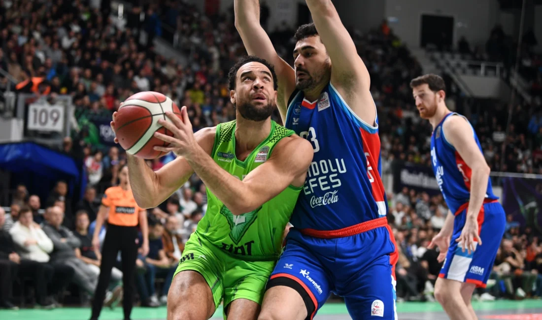 Namağlup lider TOFAŞ Basketbol Takımı’nın sahasında 22 Aralık’ta Türk Telekom