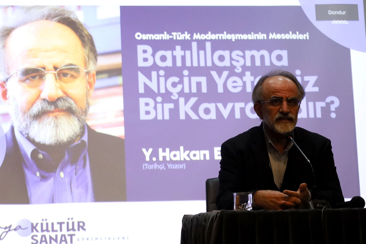 Sakaray Büyükşehir Belediyesi’nin Ocak Kültür Takvimi kapsamında “Batılılaşma Niçin Yetersiz